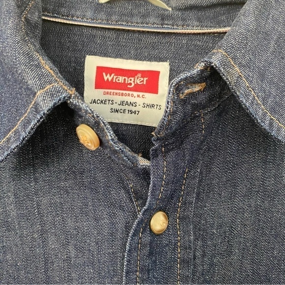 Wrangler Denim Vintage Indigo Pearl Snap Shirt Western Top  Size SP - Picture 3 of 4
